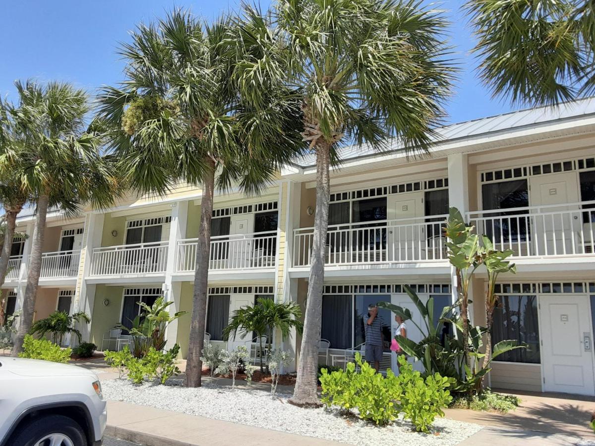 Charming One Bedroom Resort-Style Studio With Pool And Beach Access Ruskin Exterior foto
